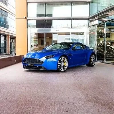 Aston Martin V12 Vantage 2015 из ОАЭ — купить под ключ