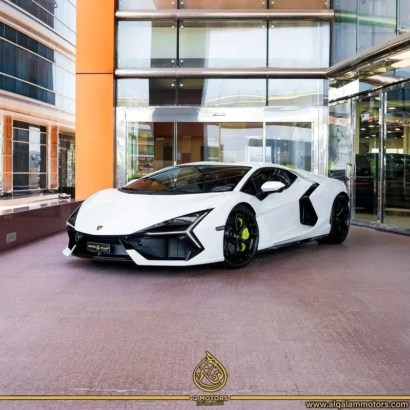 Lamborghini Revuelto 2024 из ОАЭ — купить под ключ
