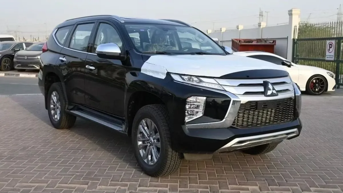 Mitsubishi Pajero Sport 2023 из ОАЭ — купить под ключ