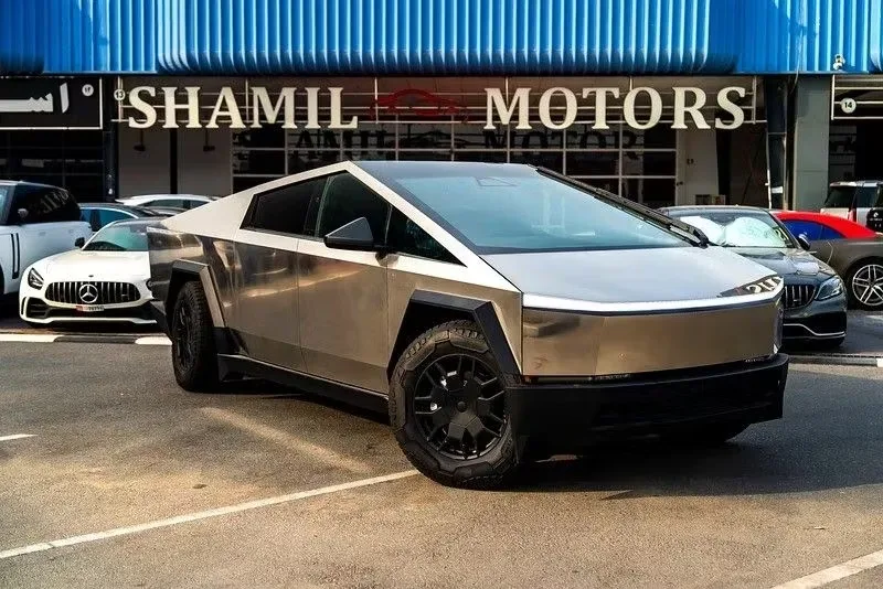 Tesla Cybertruck 2024 из ОАЭ — купить под ключ