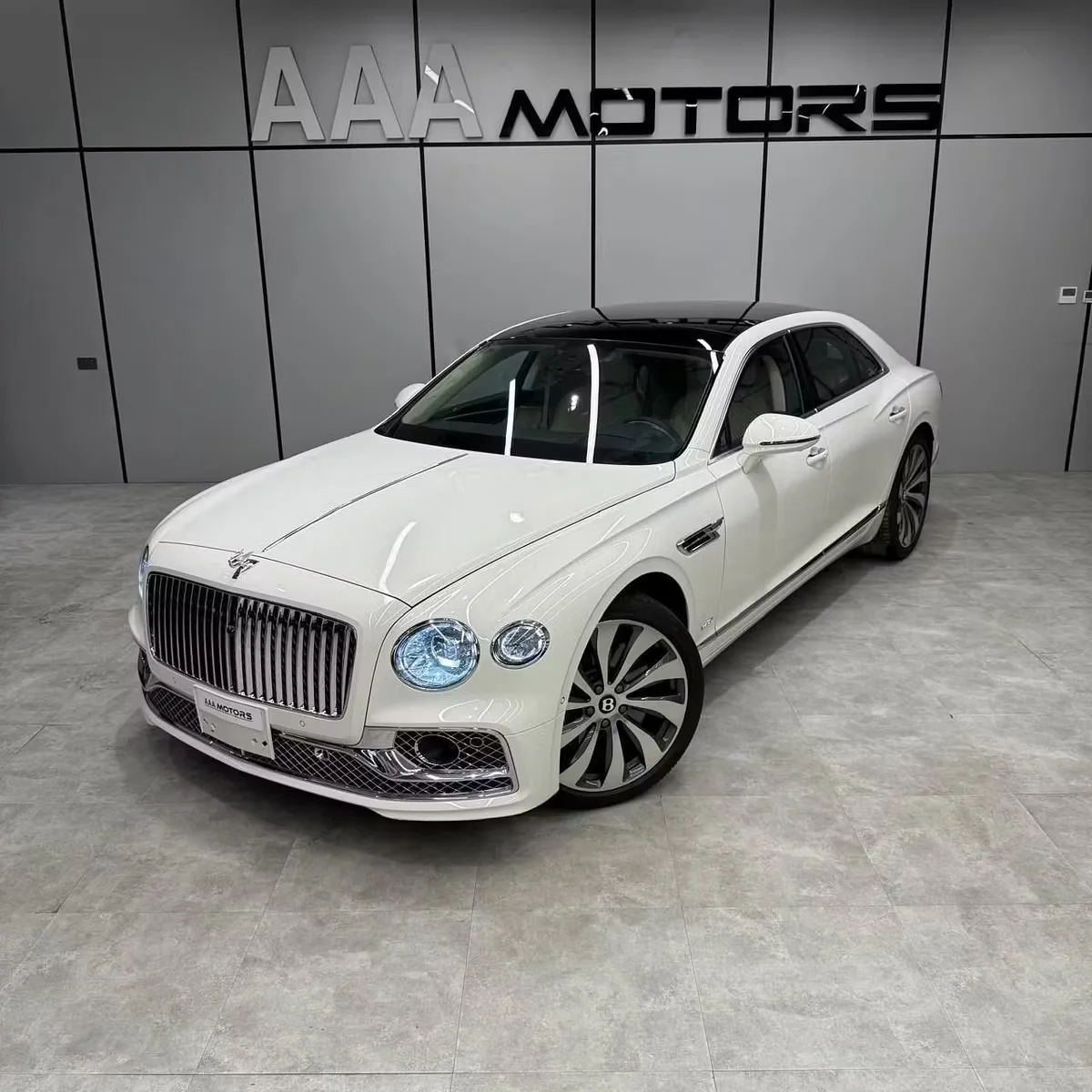 Bentley Flying Spur 2021 из ОАЭ — купить под ключ