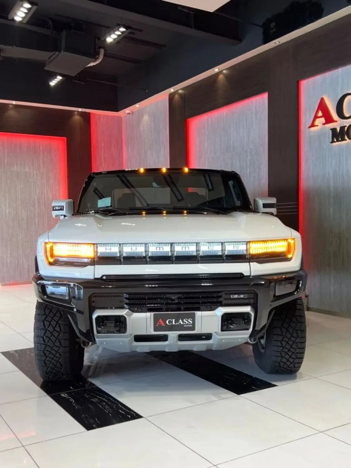 Gmc Hummer EV 2023 из ОАЭ — купить под ключ