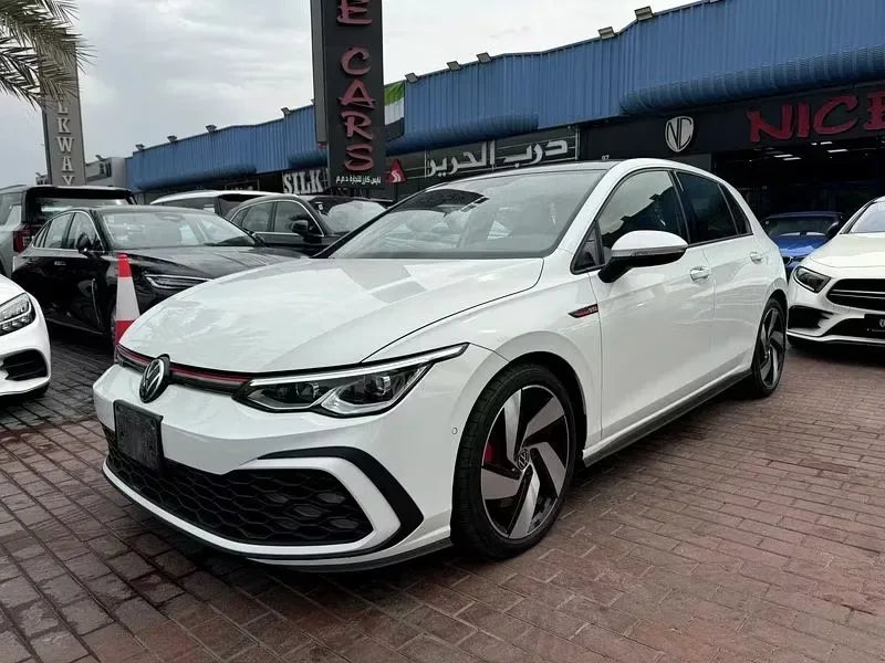 Volkswagen Golf GTI 2023 из ОАЭ — купить под ключ