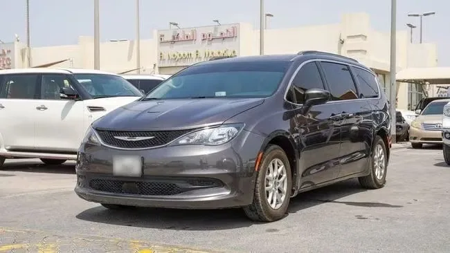 Chrysler Voyager 2023 из ОАЭ — купить под ключ
