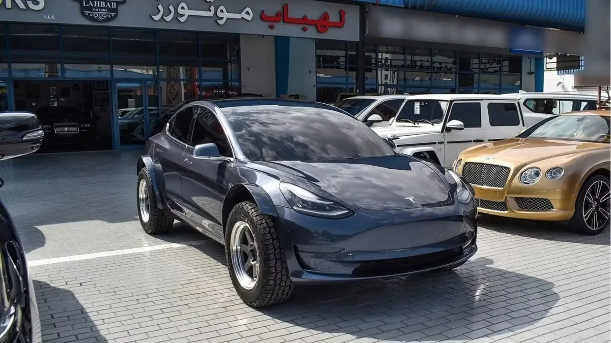 Tesla Model 3 2020 из ОАЭ — купить под ключ