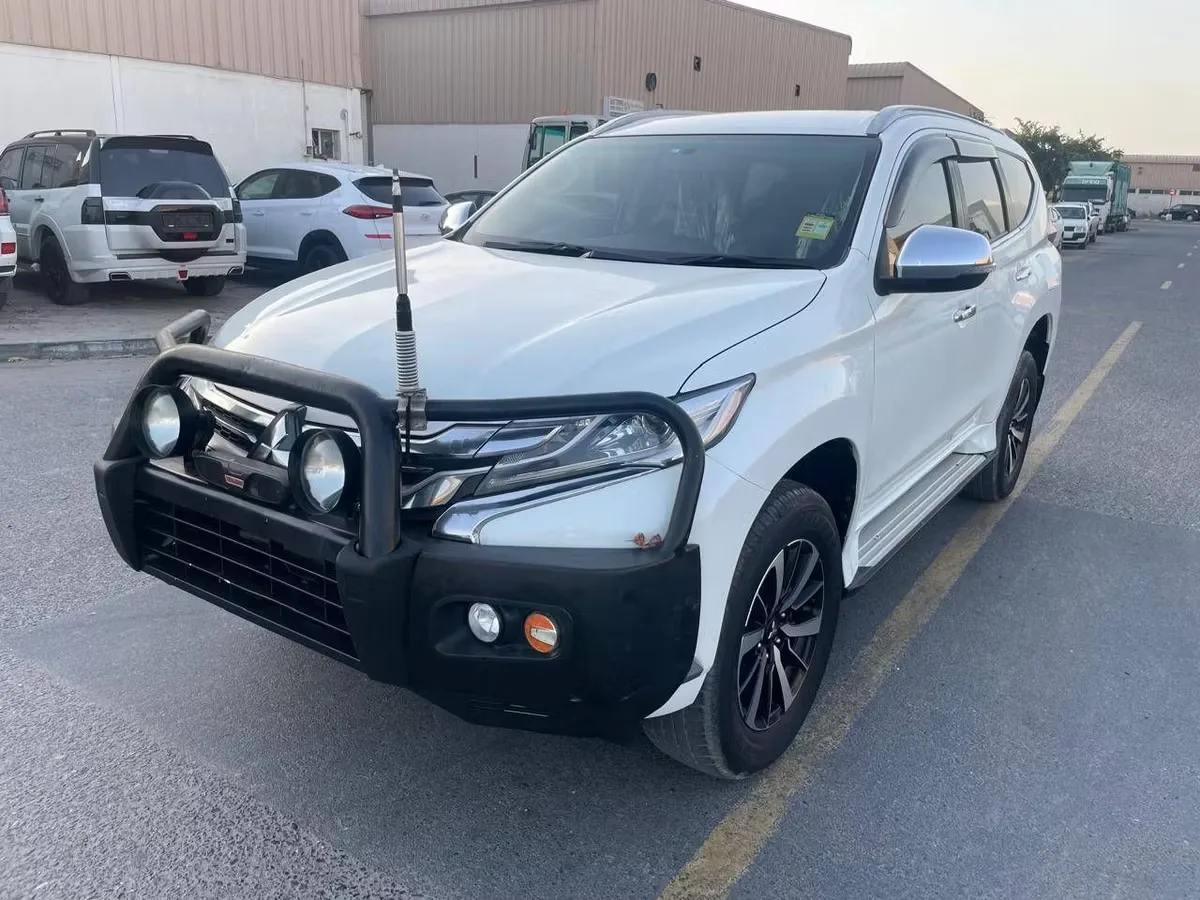 Mitsubishi Pajero Sport 2017 из ОАЭ — купить под ключ