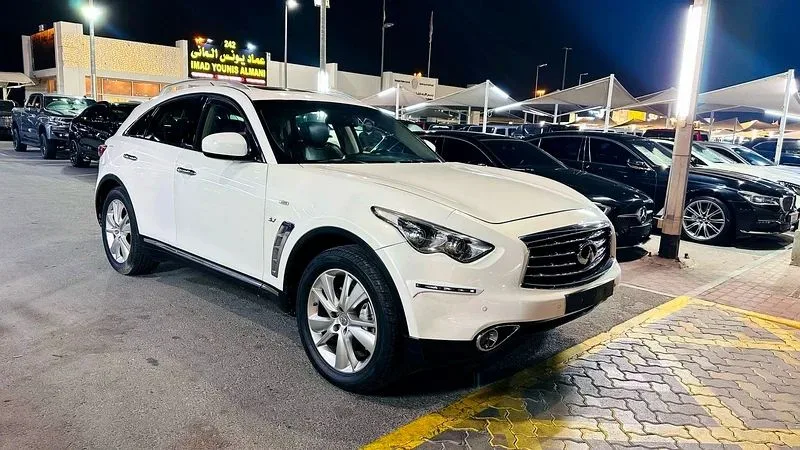Infiniti QX70 2015 из ОАЭ — купить под ключ