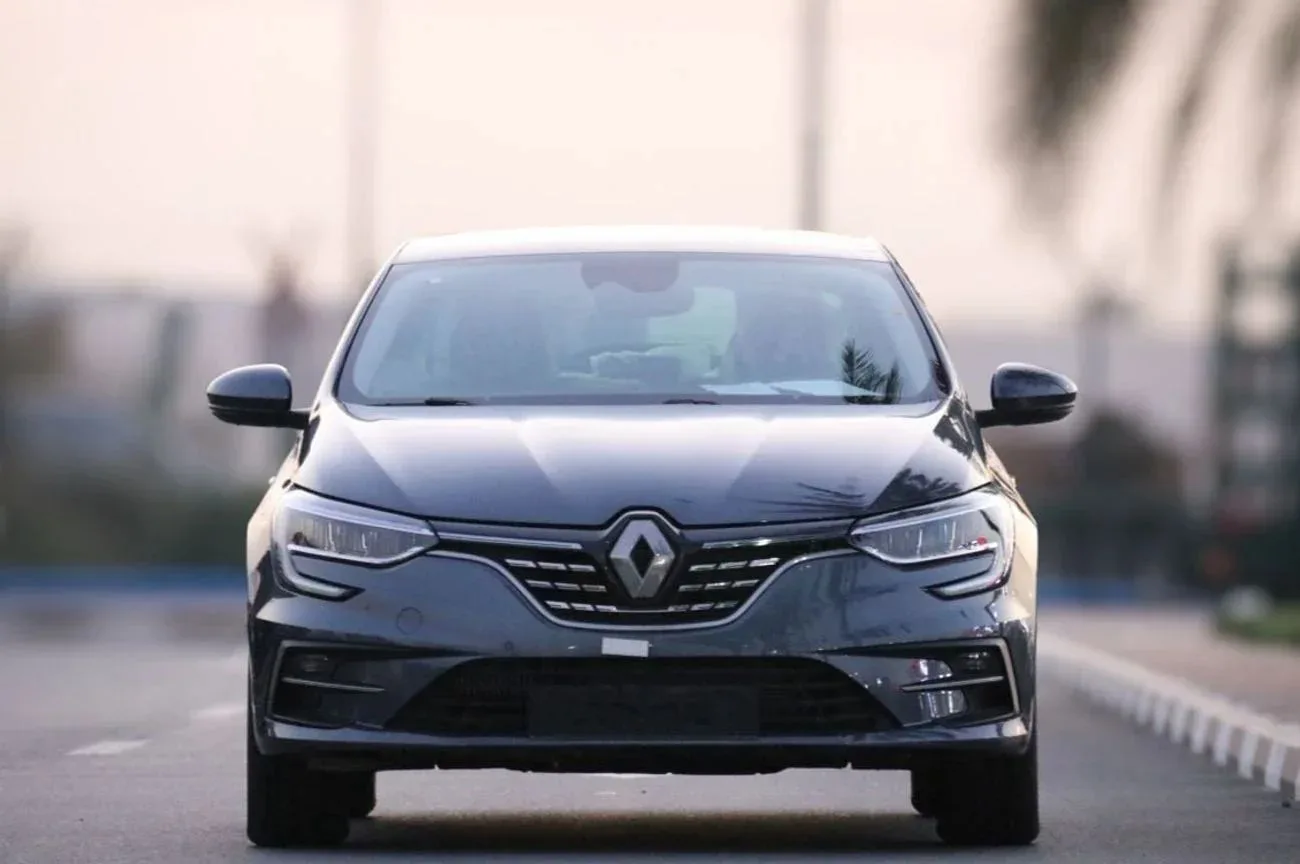 Renault Megane 2024 из ОАЭ — купить под ключ