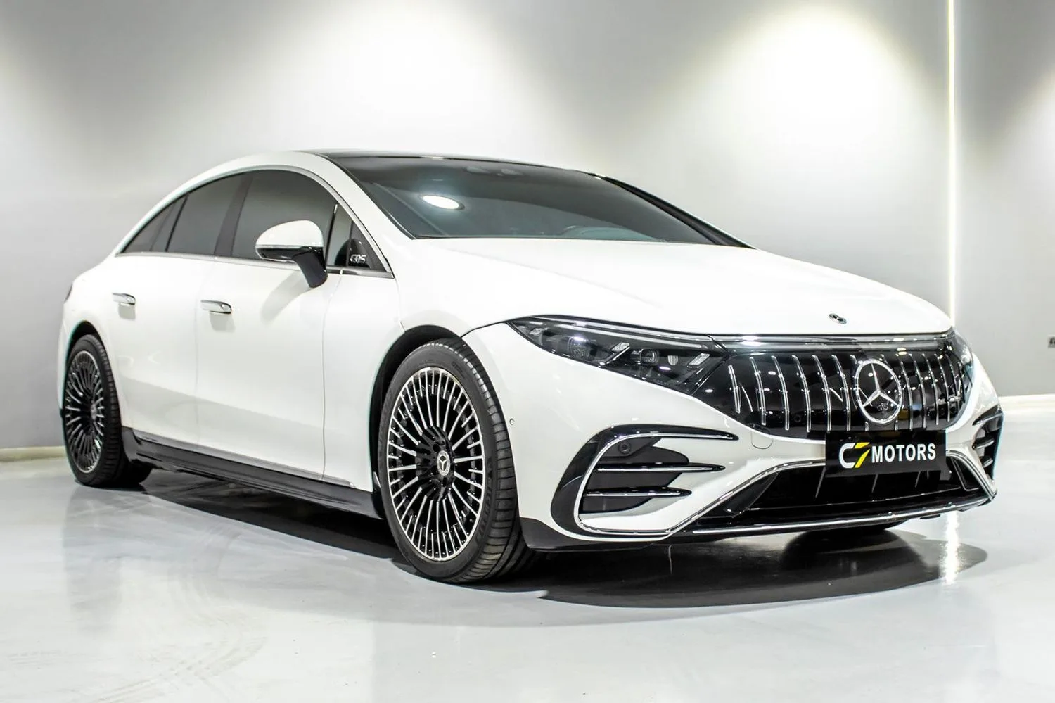 Mercedes-Benz EQS 2021 из ОАЭ — купить под ключ