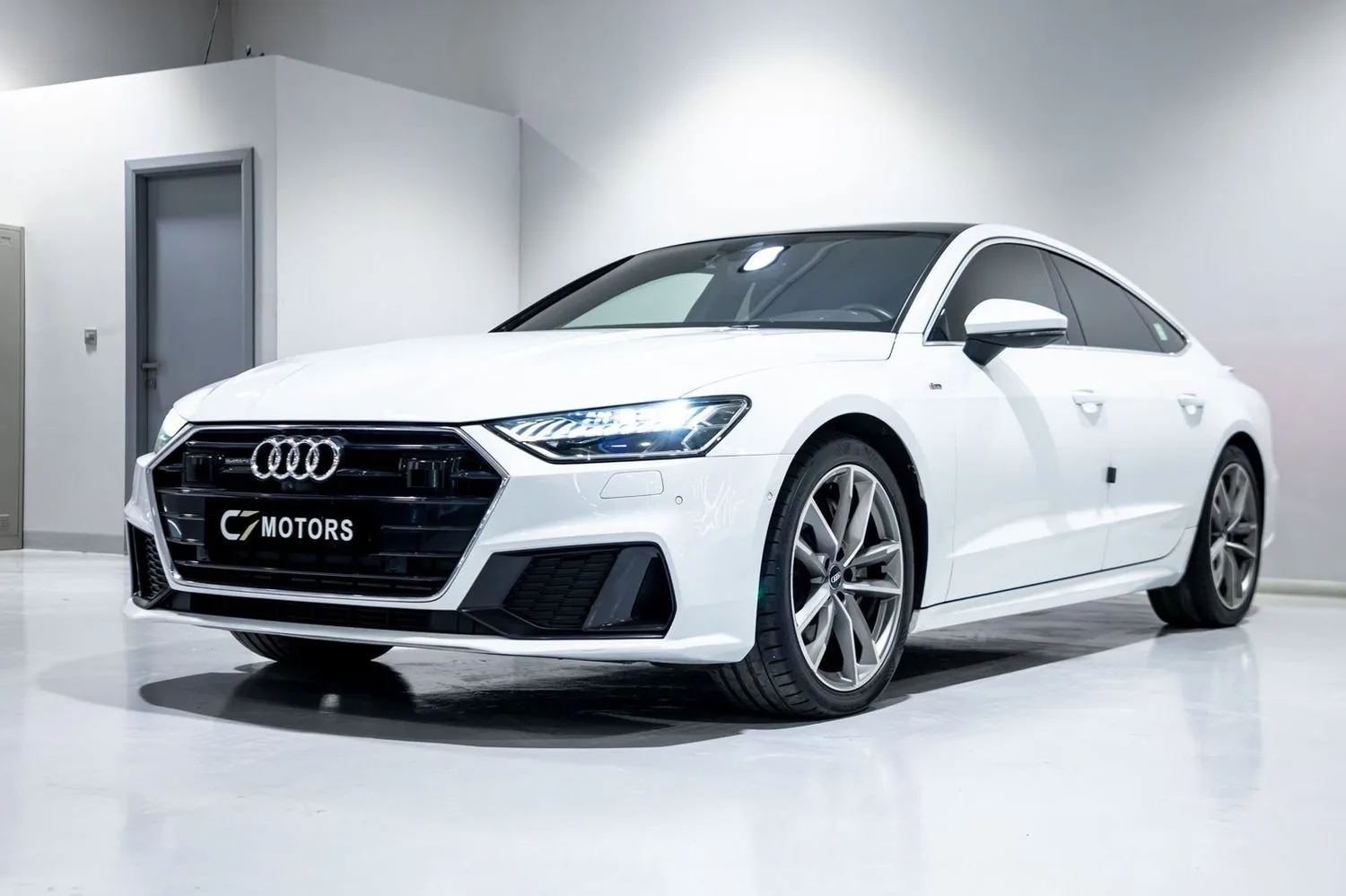Audi A7 2020 из ОАЭ — купить под ключ