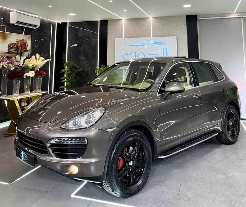 Porsche Cayenne 2012 из ОАЭ — купить под ключ