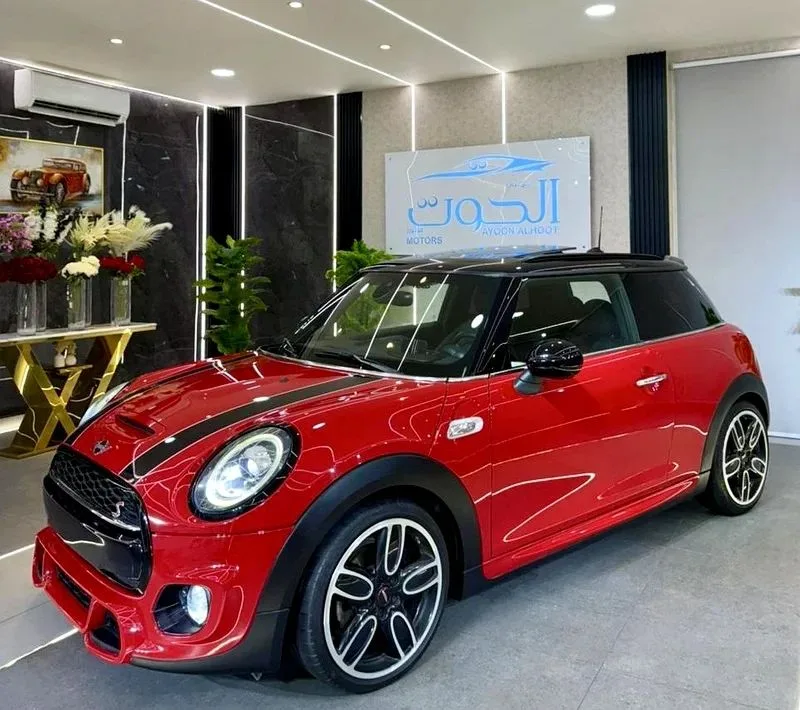 Mini Hatch 2020 из ОАЭ — купить под ключ