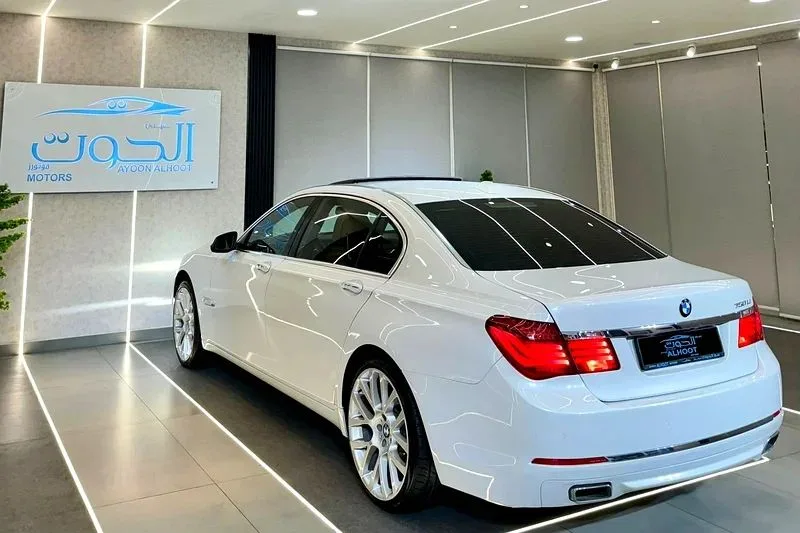BMW 7 Series 2014 из ОАЭ — купить под ключ