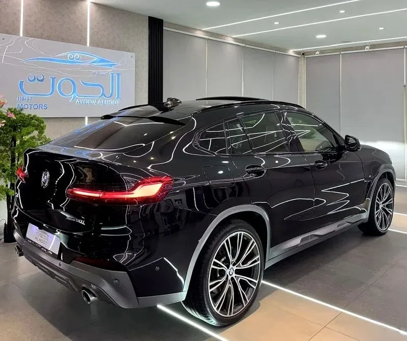 BMW X4 2022 из ОАЭ — купить под ключ