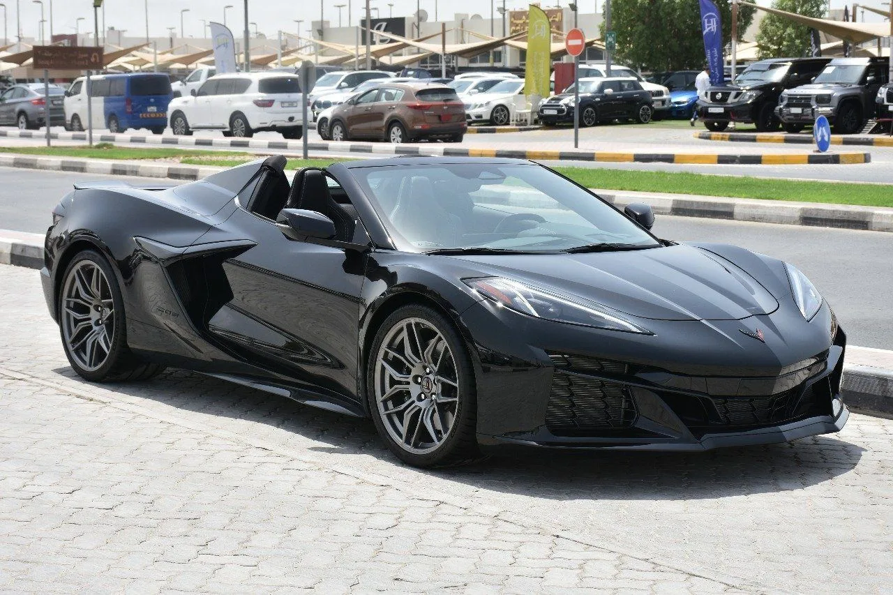 Chevrolet Corvette 2025 из ОАЭ — купить под ключ