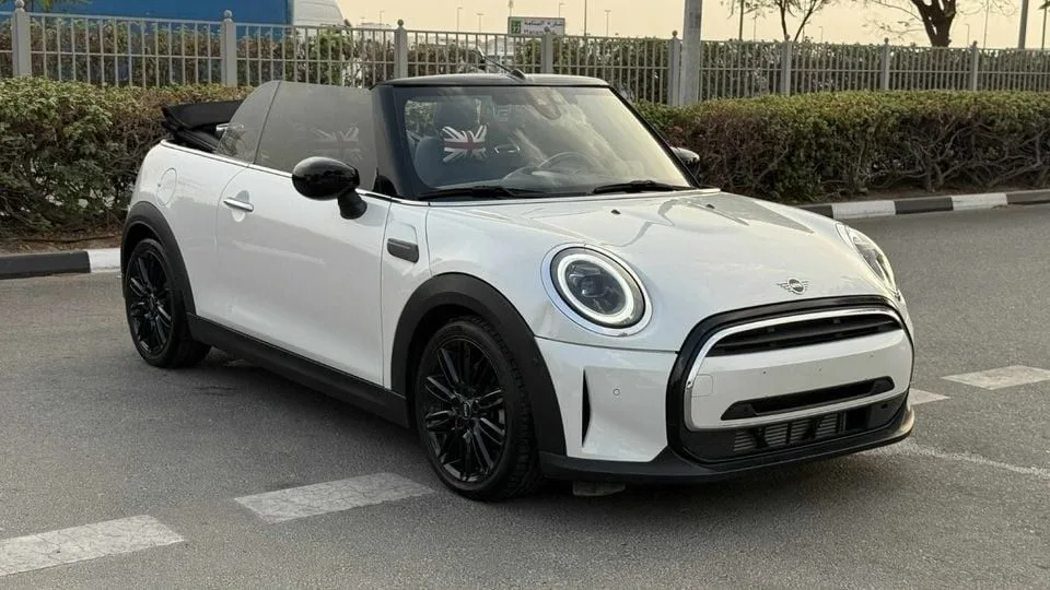 Mini Cabrio 2024 из ОАЭ — купить под ключ