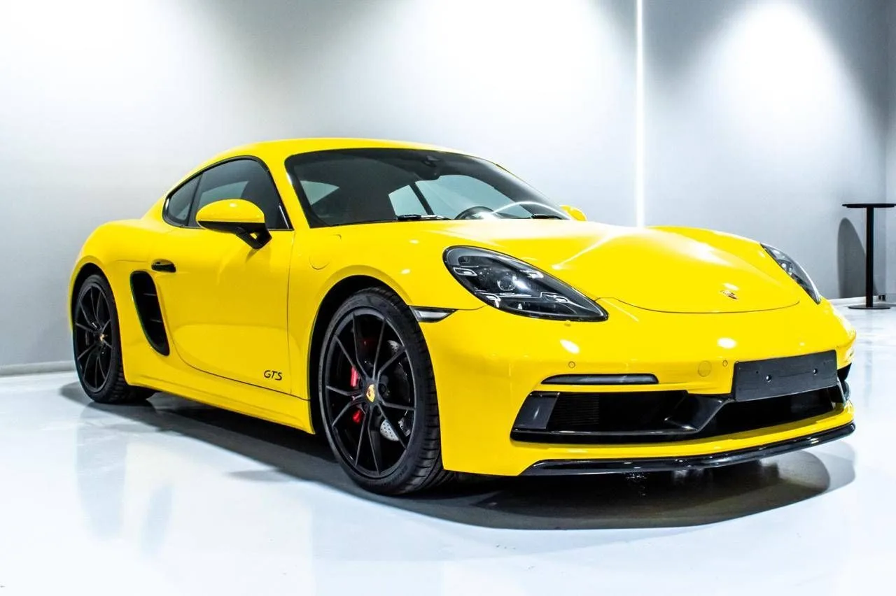 Porsche Cayman 2020 из ОАЭ — купить под ключ