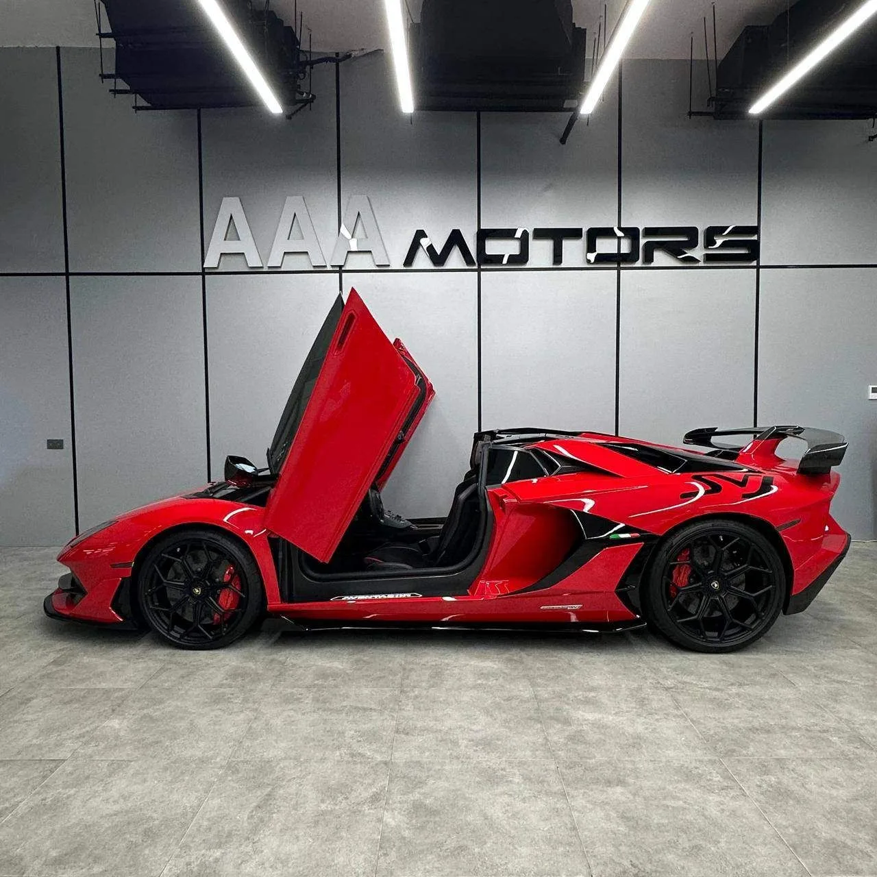 Lamborghini Aventador 2021 из ОАЭ — купить под ключ