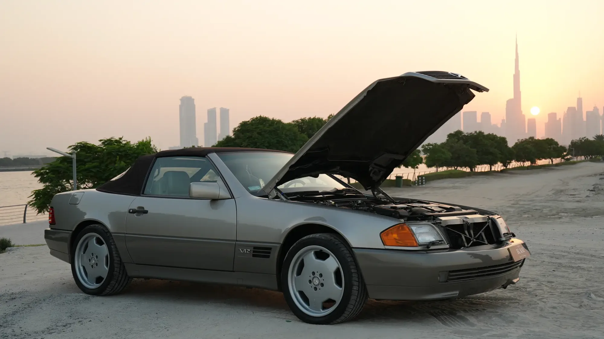 Mercedes-Benz SL-Class 1994 из ОАЭ — купить под ключ