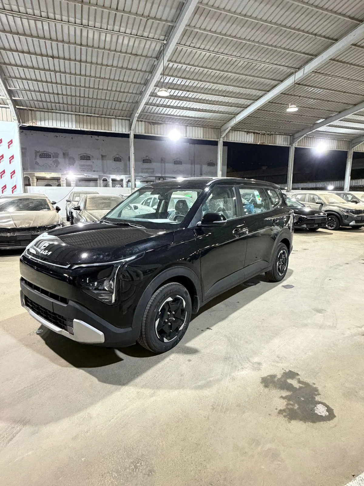 KIA Carens 2026 из ОАЭ — купить под ключ