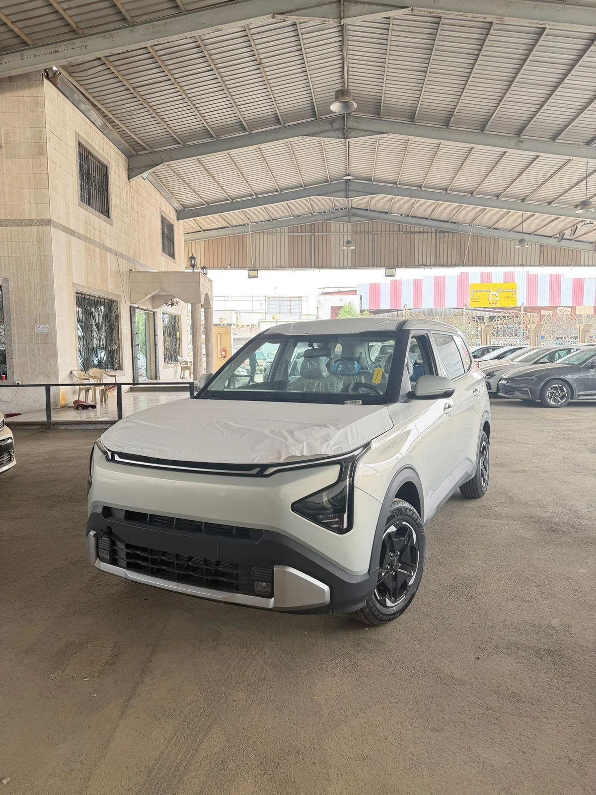 KIA Carens 2026 из ОАЭ — купить под ключ