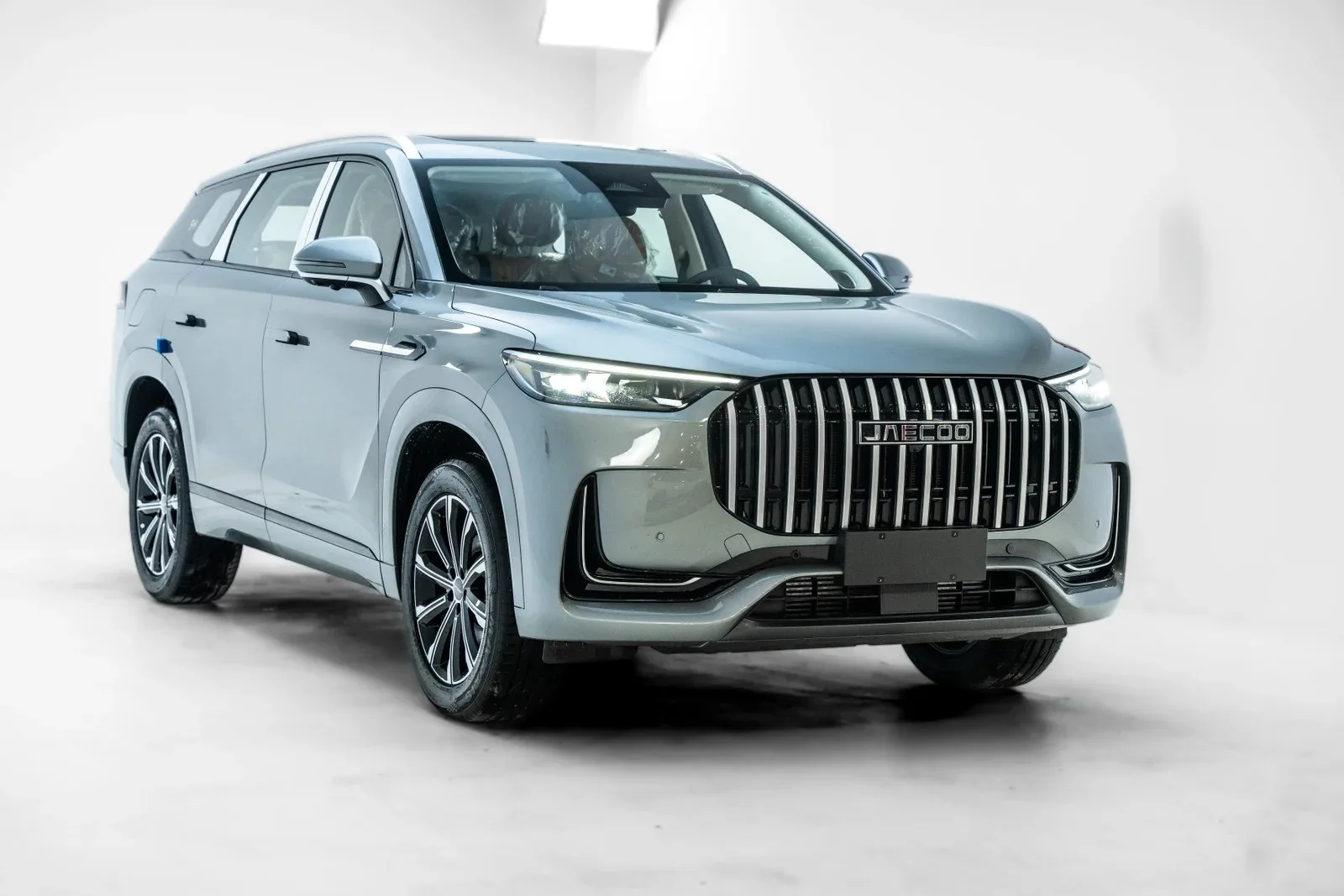 Jaecoo J8 2026 из ОАЭ — купить под ключ