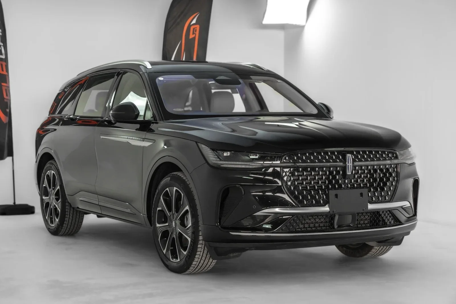 Lincoln Nautilus 2025 из ОАЭ — купить под ключ