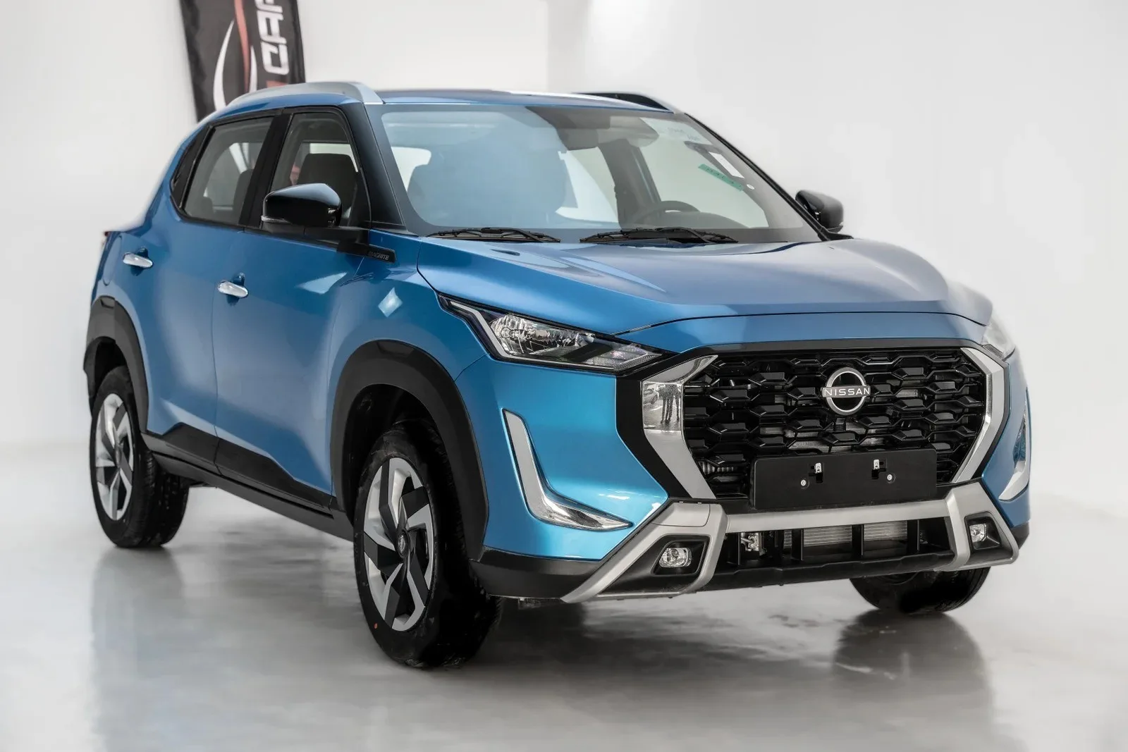 Nissan Magnite 2025 из ОАЭ — купить под ключ