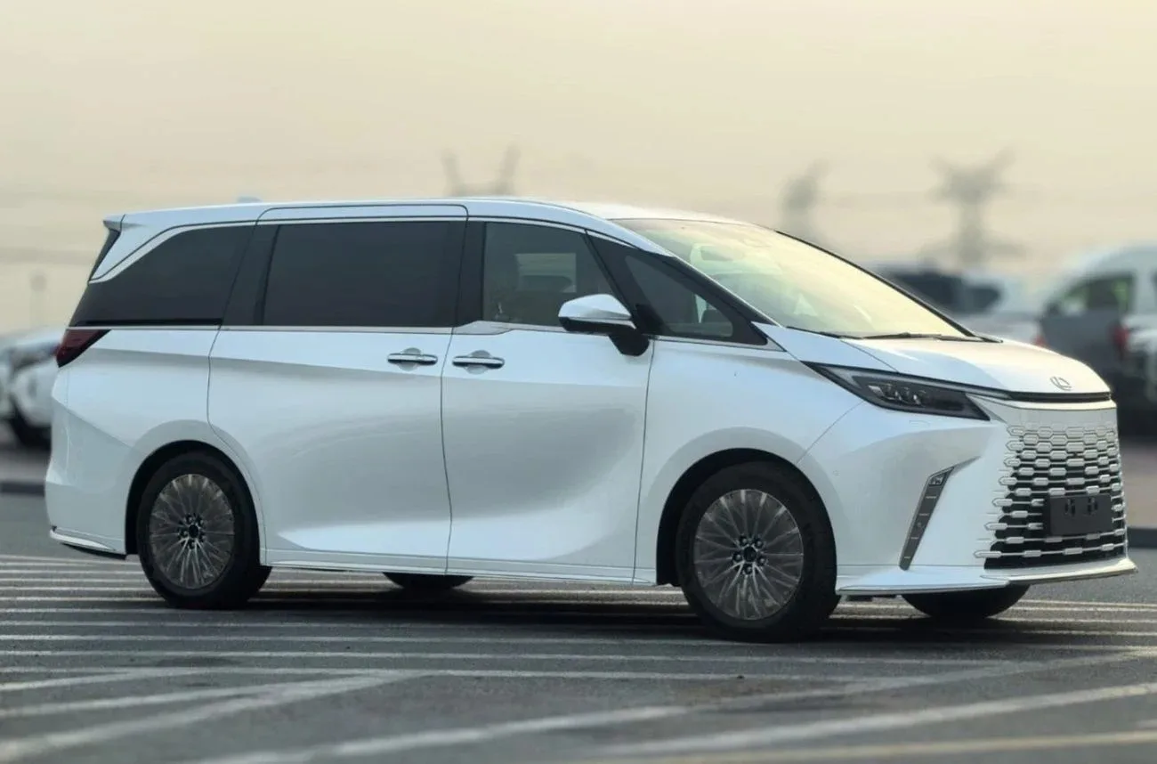 Lexus LM 2025 из ОАЭ — купить под ключ