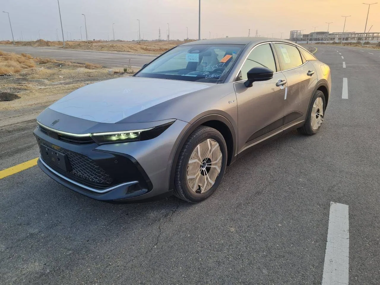 Toyota Crown 2026 из ОАЭ — купить под ключ