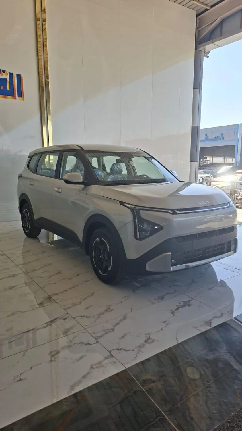 KIA Carens 2026 из ОАЭ — купить под ключ