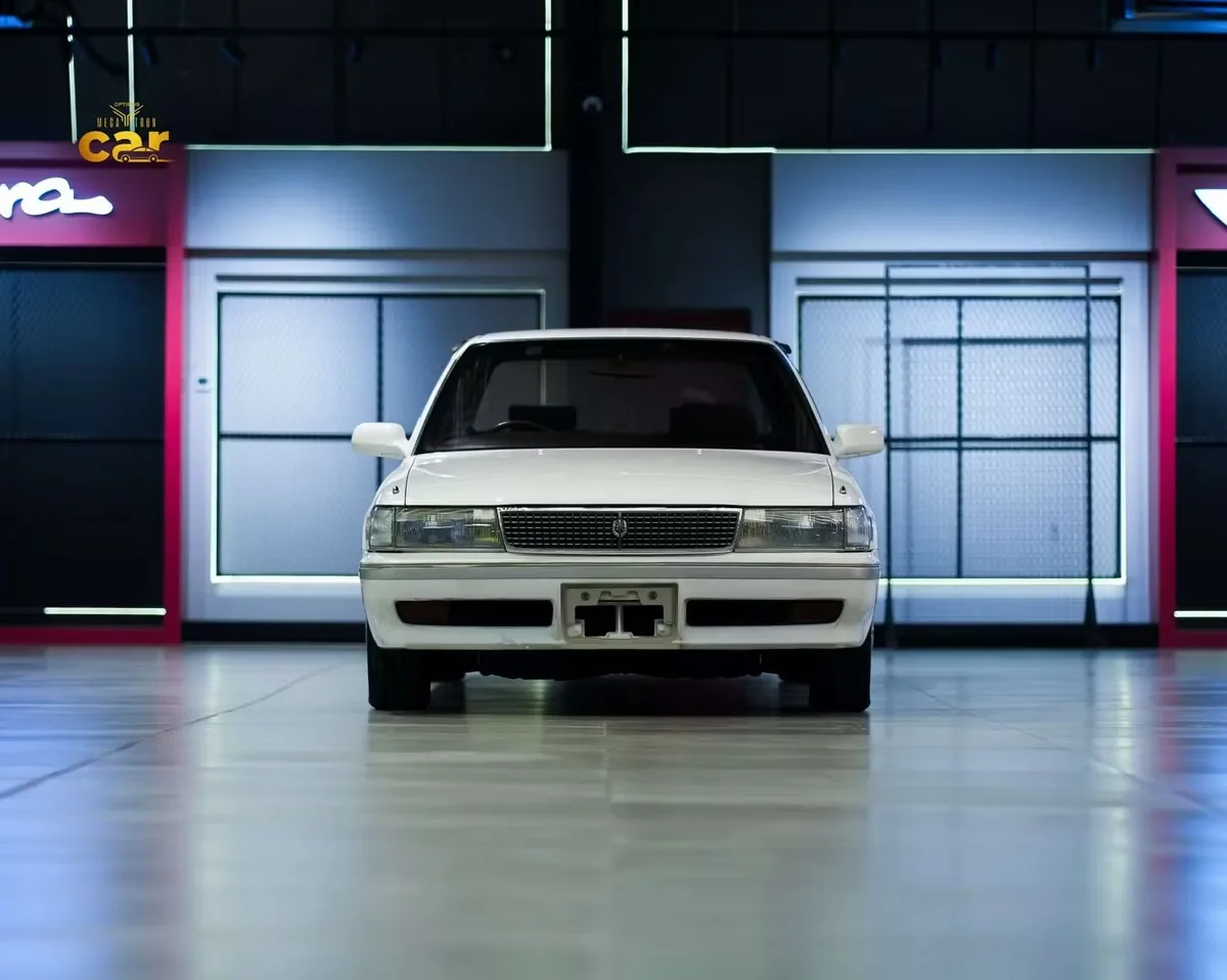 Toyota Mark II 2000 из ОАЭ — купить под ключ