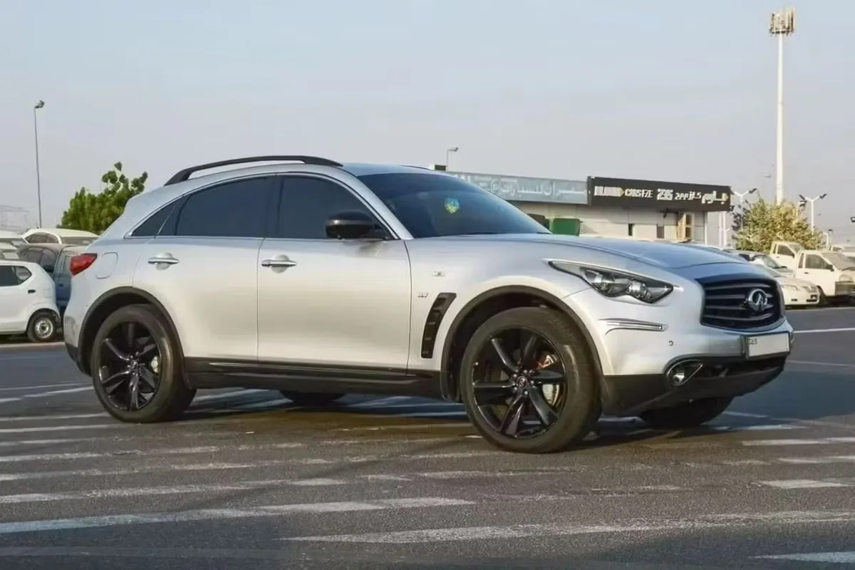 Infiniti QX70 2015 из ОАЭ — купить под ключ