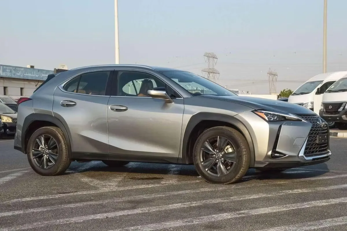 Lexus UX 2024 из ОАЭ — купить под ключ
