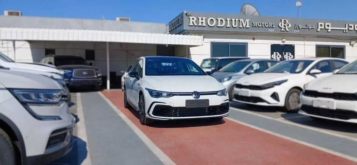 Volkswagen Golf 2024 из ОАЭ — купить под ключ