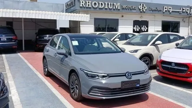 Volkswagen Golf 2024 из ОАЭ — купить под ключ