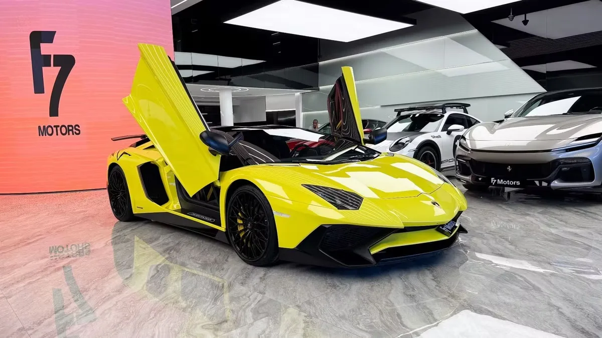 Lamborghini Aventador 2016 из ОАЭ — купить под ключ