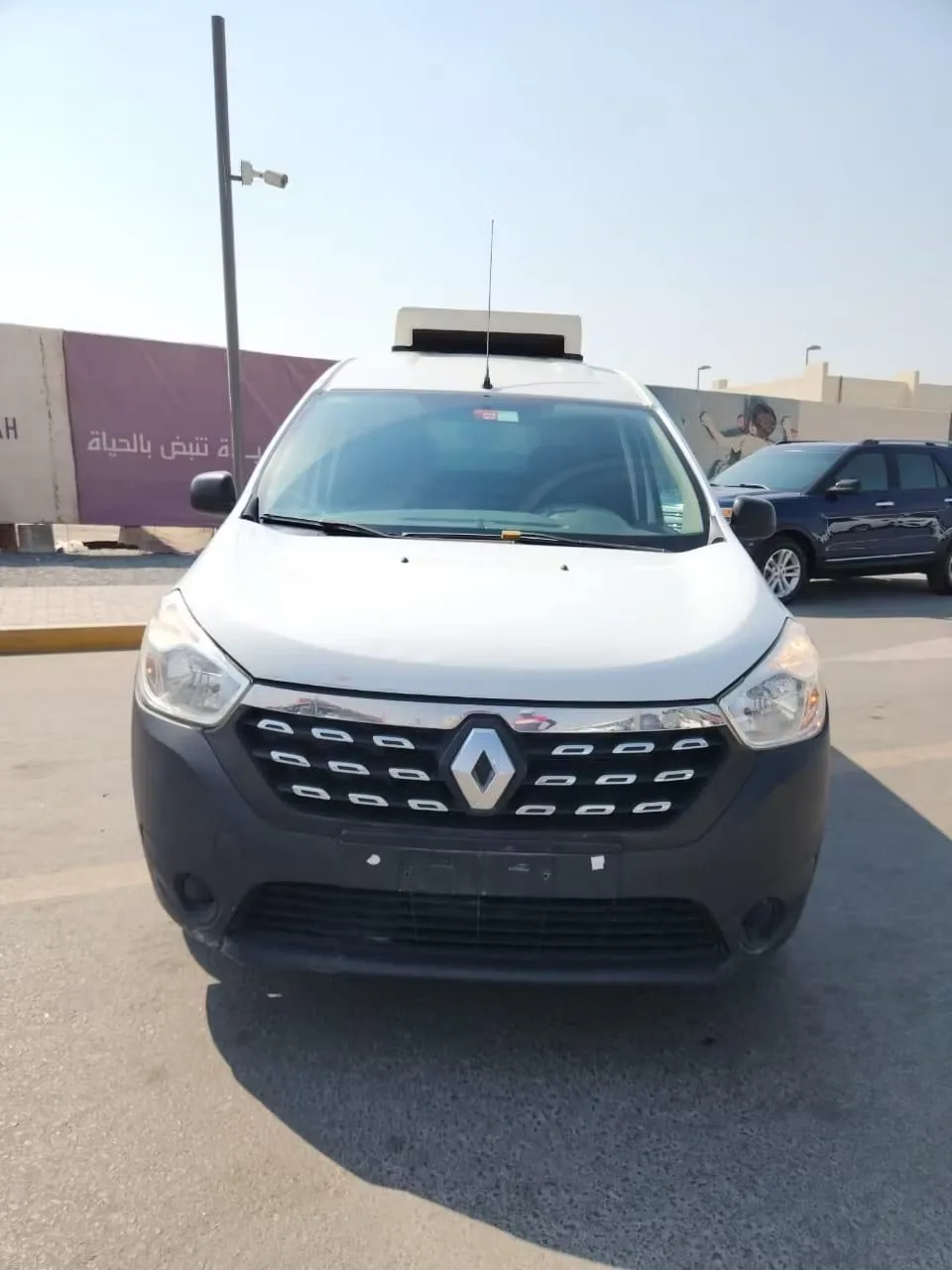 Renault Dokker 2022 из ОАЭ — купить под ключ