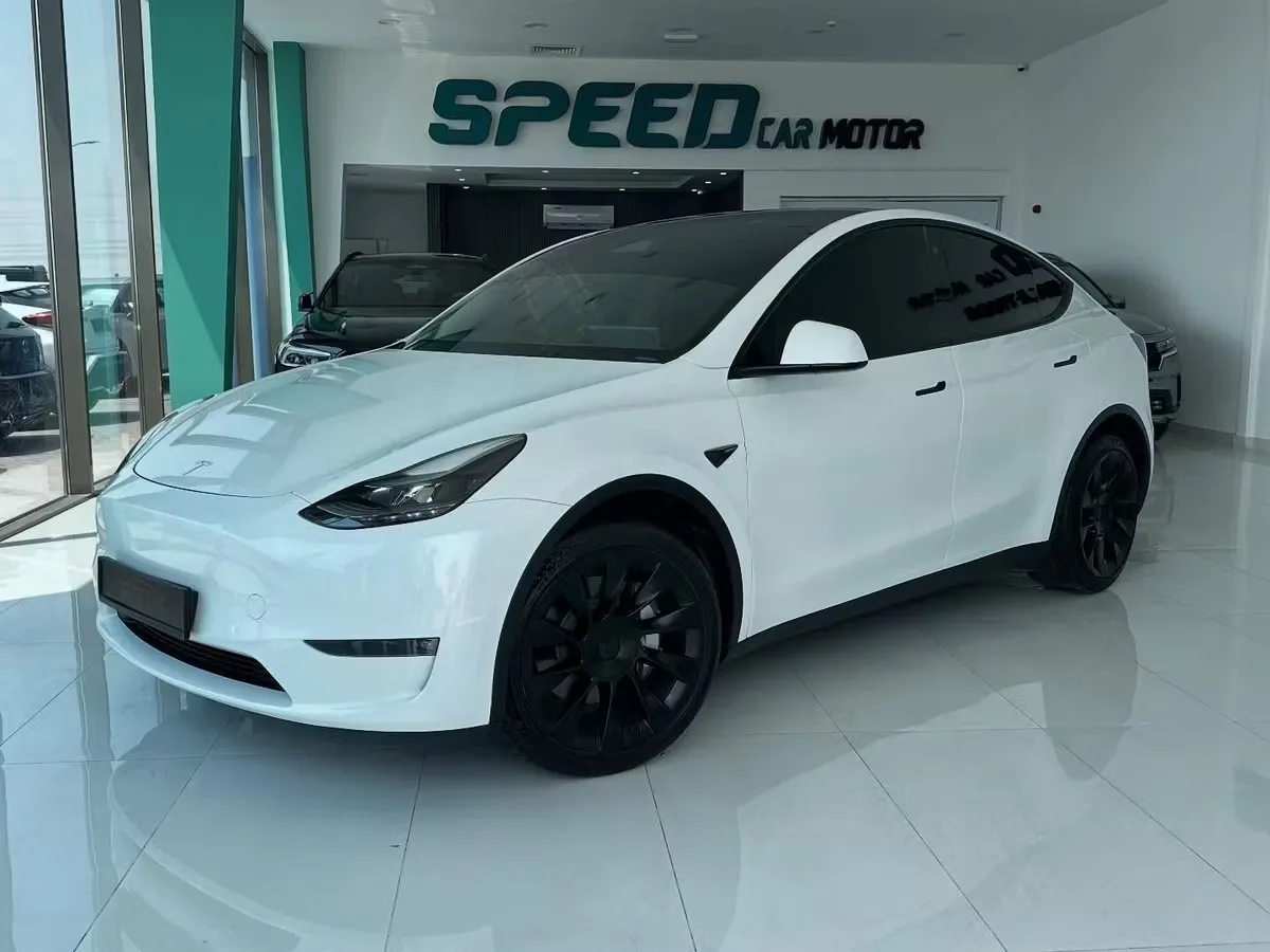 Tesla Model Y 2024 из ОАЭ — купить под ключ