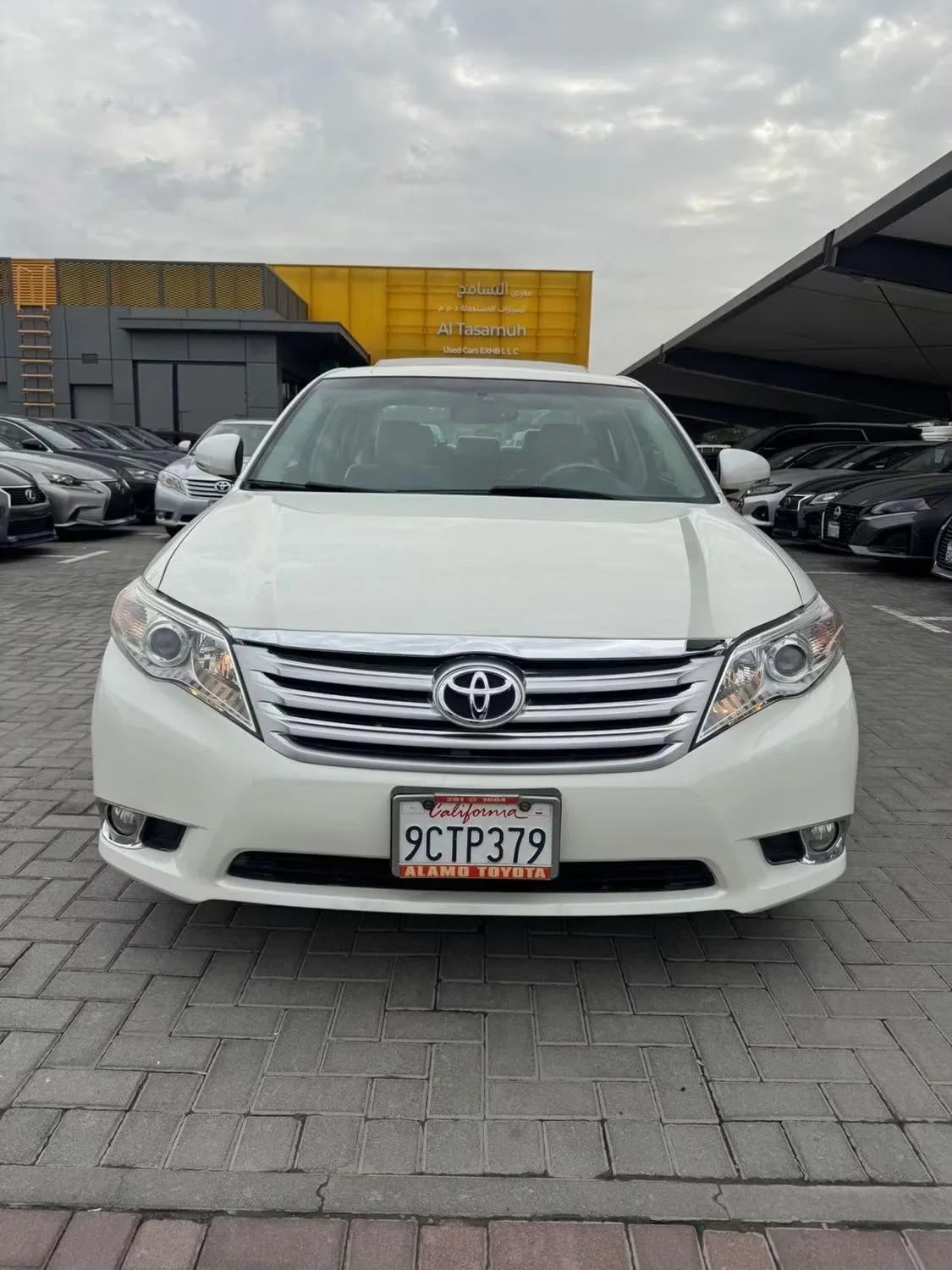 Toyota Avalon 2011 из ОАЭ — купить под ключ