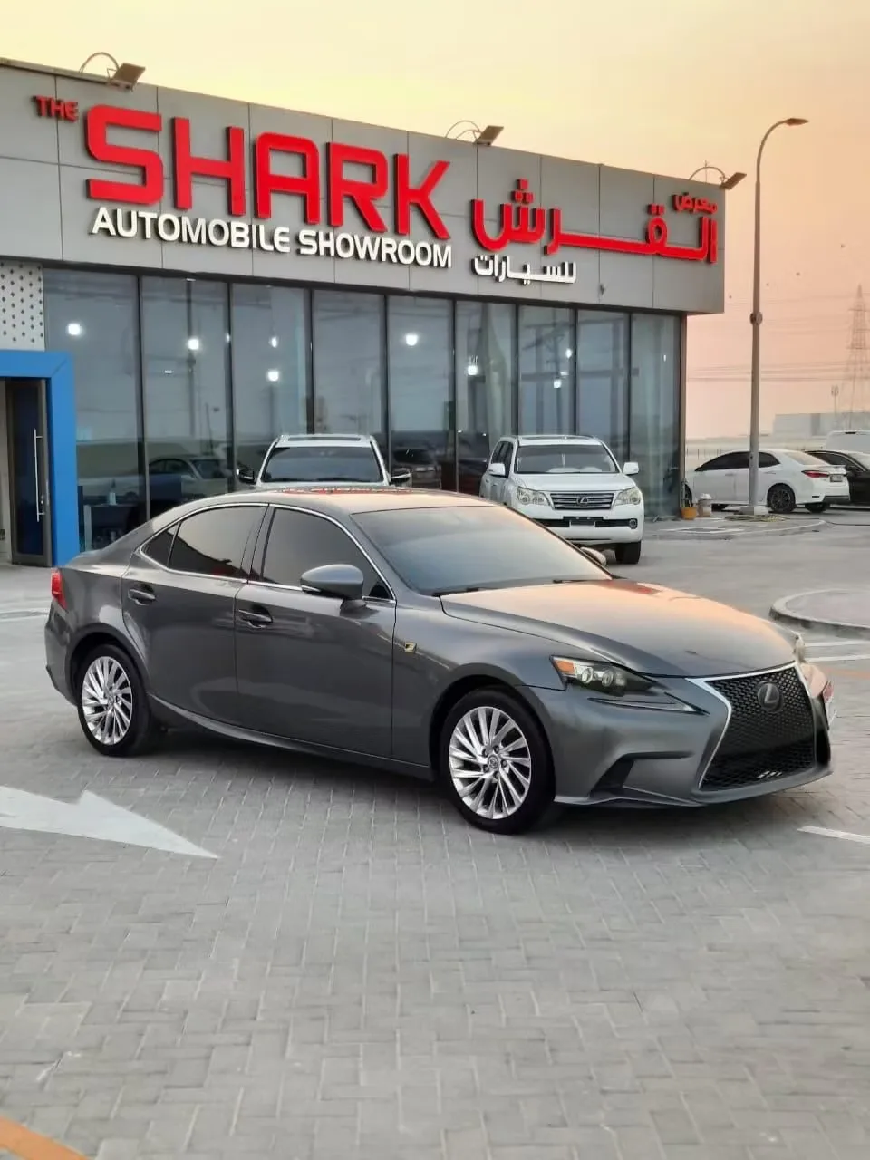 Lexus IS 2015 из ОАЭ — купить под ключ