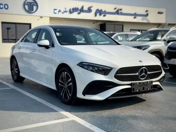 Mercedes-Benz A-Class 2023 из ОАЭ — купить под ключ