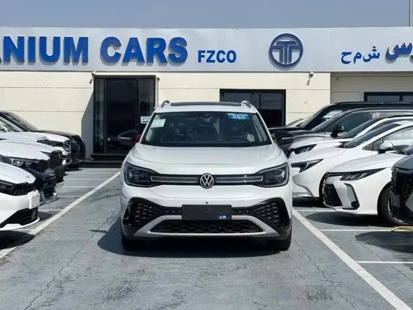 Volkswagen ID.6 2024 из ОАЭ — купить под ключ