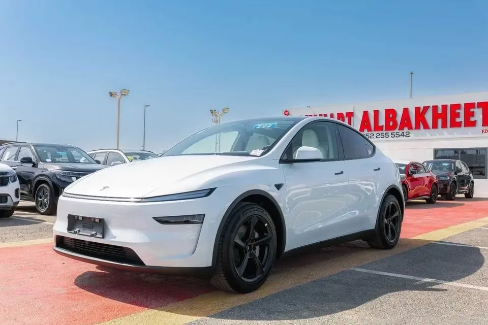 Tesla Model Y 2025 из ОАЭ — купить под ключ