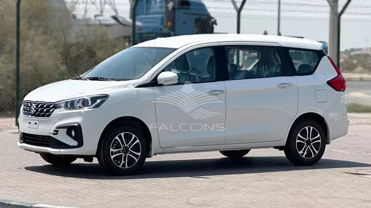 Suzuki Ertiga 2025 из ОАЭ — купить под ключ