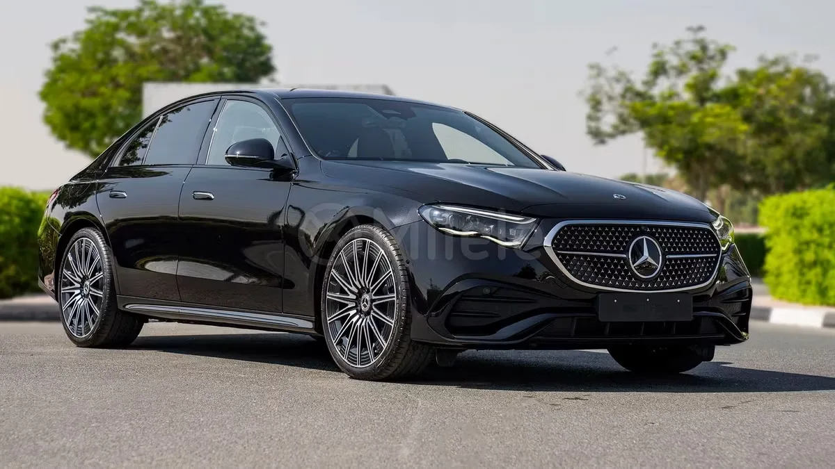 Mercedes-Benz E-Class 2025 из ОАЭ — купить под ключ