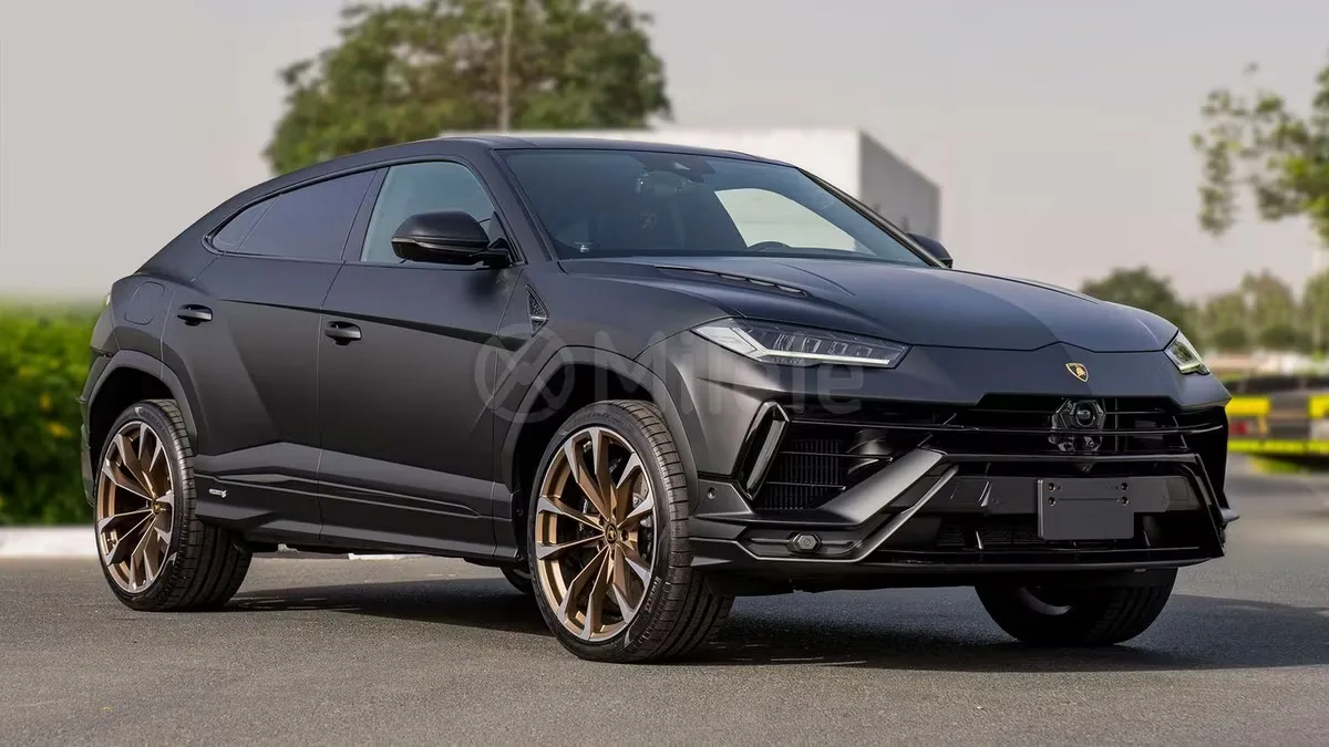 Lamborghini Urus 2023 из ОАЭ — купить под ключ