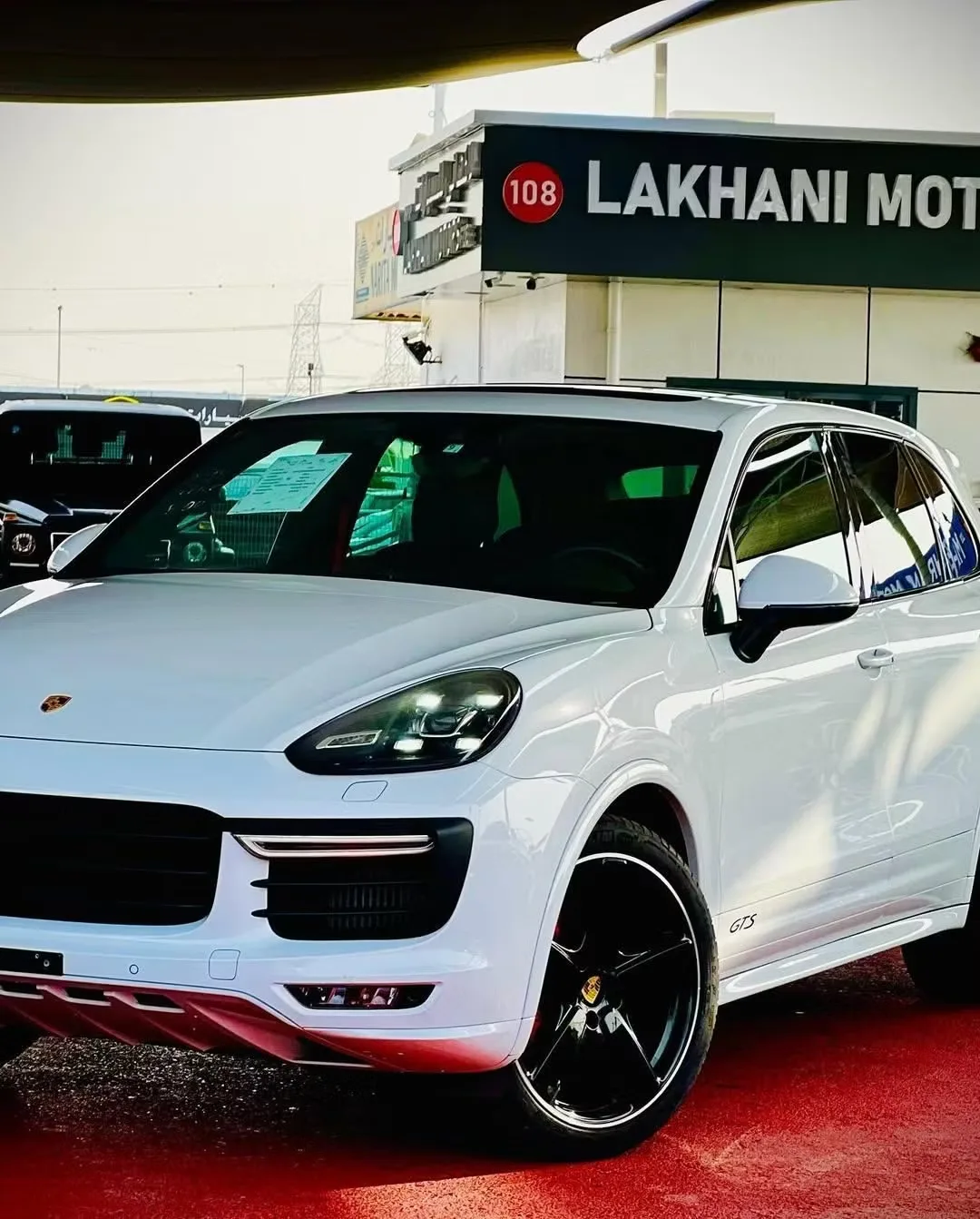 Porsche Cayenne 2017 из ОАЭ — купить под ключ