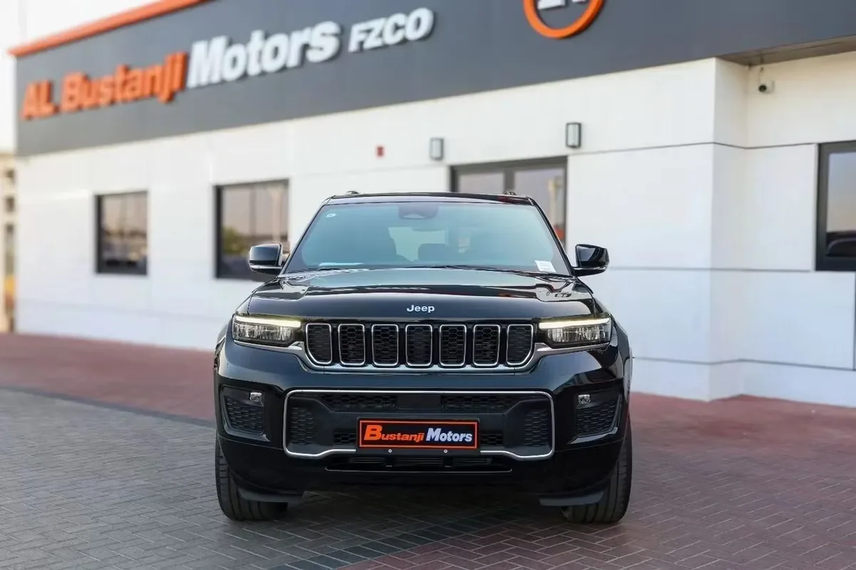 Jeep Grand Cherokee 2023 из ОАЭ — купить под ключ