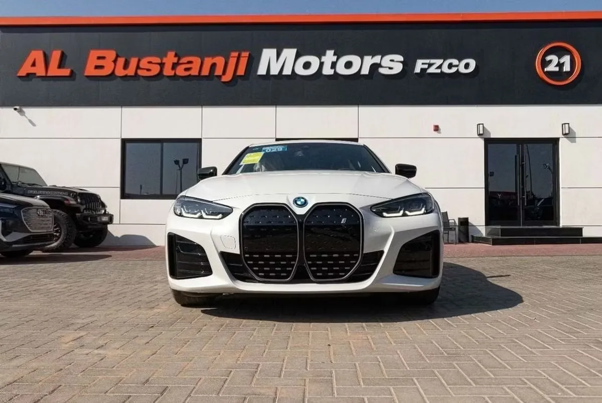 BMW i4 2024 из ОАЭ — купить под ключ